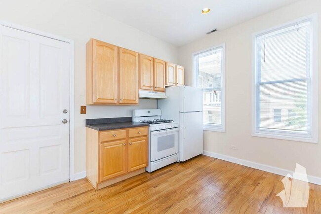 Foto del edificio - 3417 N Janssen Ave