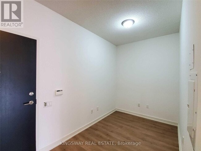 Building Photo - 775 King St W