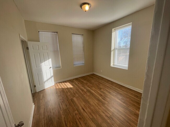 Foto del edificio - Spacious SFH in Benton Park West Ready to be Called Home