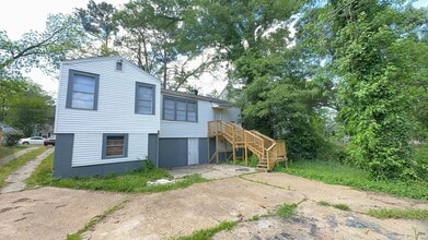 Building Photo - 4052 N State St