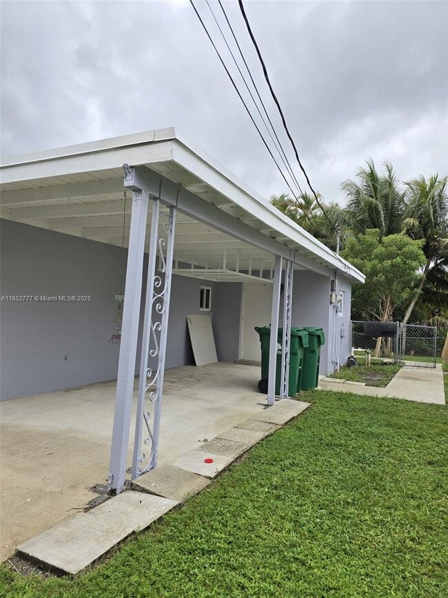 Building Photo - 5189 SW 95th Ave
