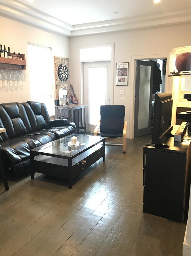 Building Photo - 24 Washburn St