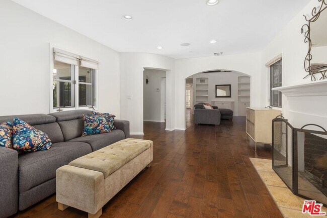 Foto del edificio - 1024 25th St