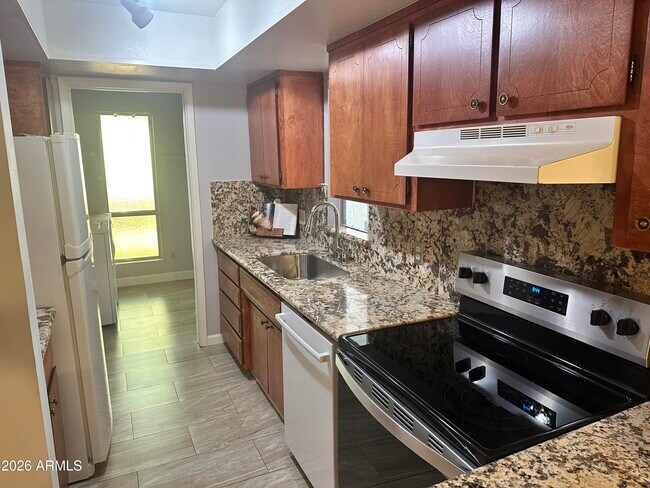 Foto del edificio - 5208 S Hazelton Ln