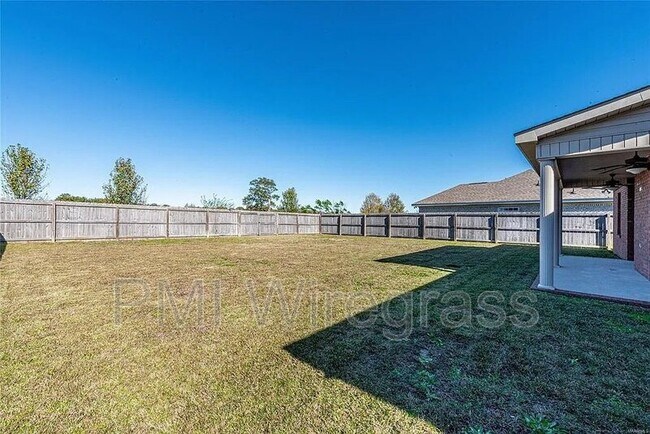 Foto del edificio - 213 Greyfox Trail