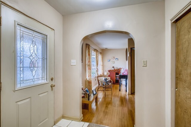 Building Photo - 2744 Bellwood Ave