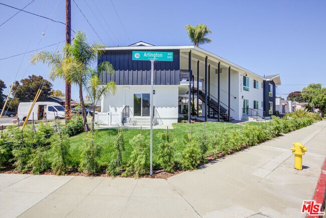 Foto del edificio - 1623 Arlington Ave