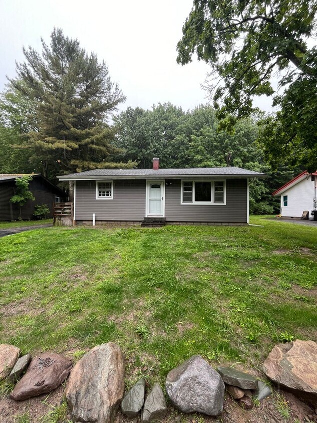 9 Morris Dr, Monticello, NY 12701 House Rental in Monticello, NY