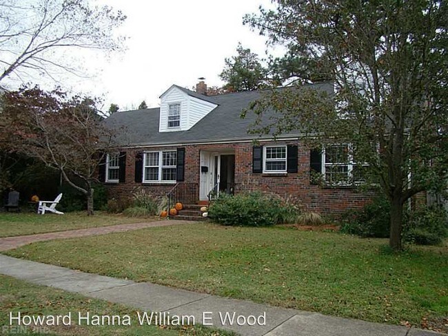 Building Photo - 1301 Westmoreland Ave