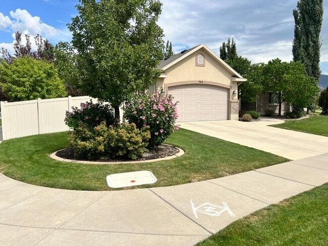 Building Photo - 564 Spring Meadow Ln