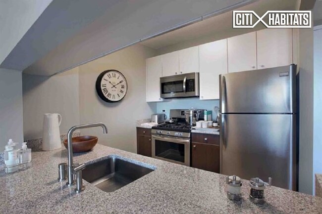 Building Photo - Linc LIC