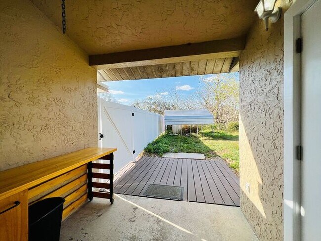 Foto del edificio - 2 Bedroom Candlewyck