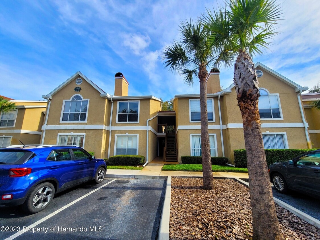 9481 Highland Oak Dr Unit 408, Tampa, FL 33647 Condo for Rent in