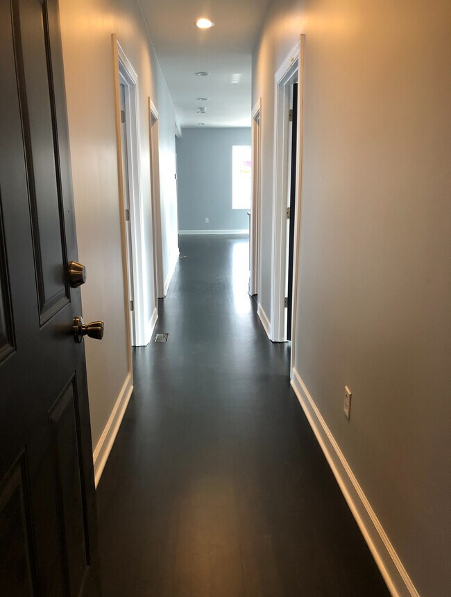 Foto del edificio - 419 S Willow Ave