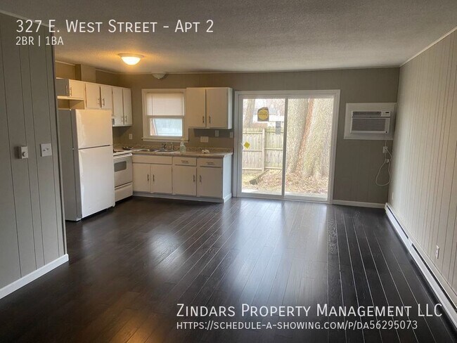 Foto del edificio - Remodeled 2 bedroom 1 bathroom apartment i...
