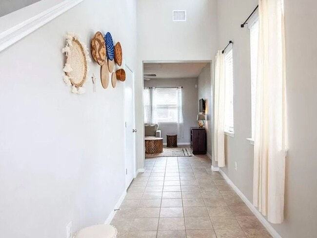 Building Photo - 3 Bedroom Single Family Home in Buda