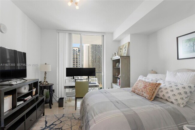 Foto del edificio - 1111 SW 1st Ave