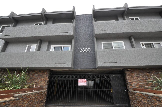 Building Photo - 13800 Sherman Way