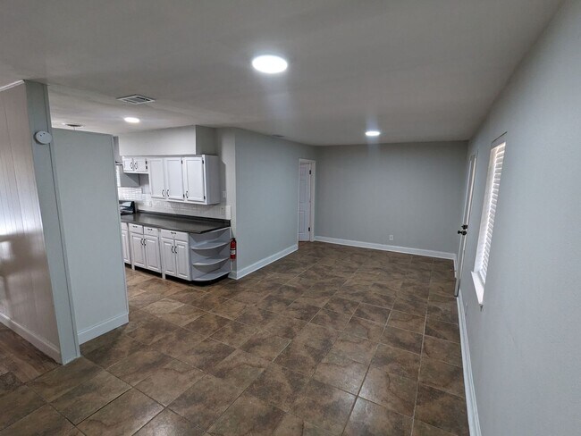 Foto del edificio - 4 Bedroom Single Family Home in Balch Springs