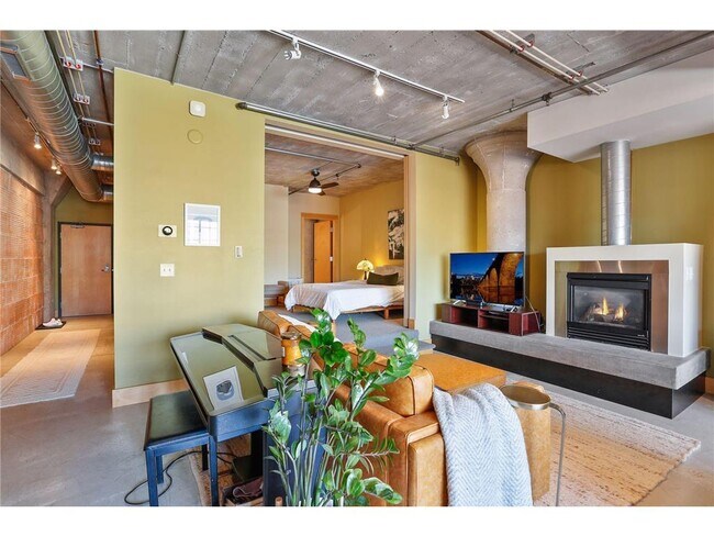 Foto del edificio - 525 N 3rd St