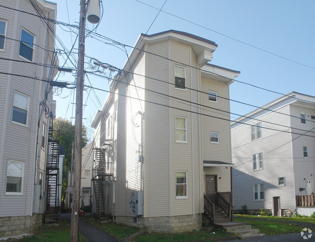 Building Photo - 20-22 Seventh Ave