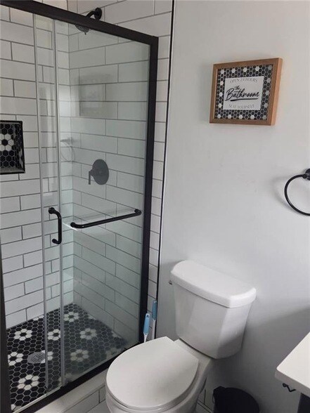 Foto del edificio - 6023 Williams Rd