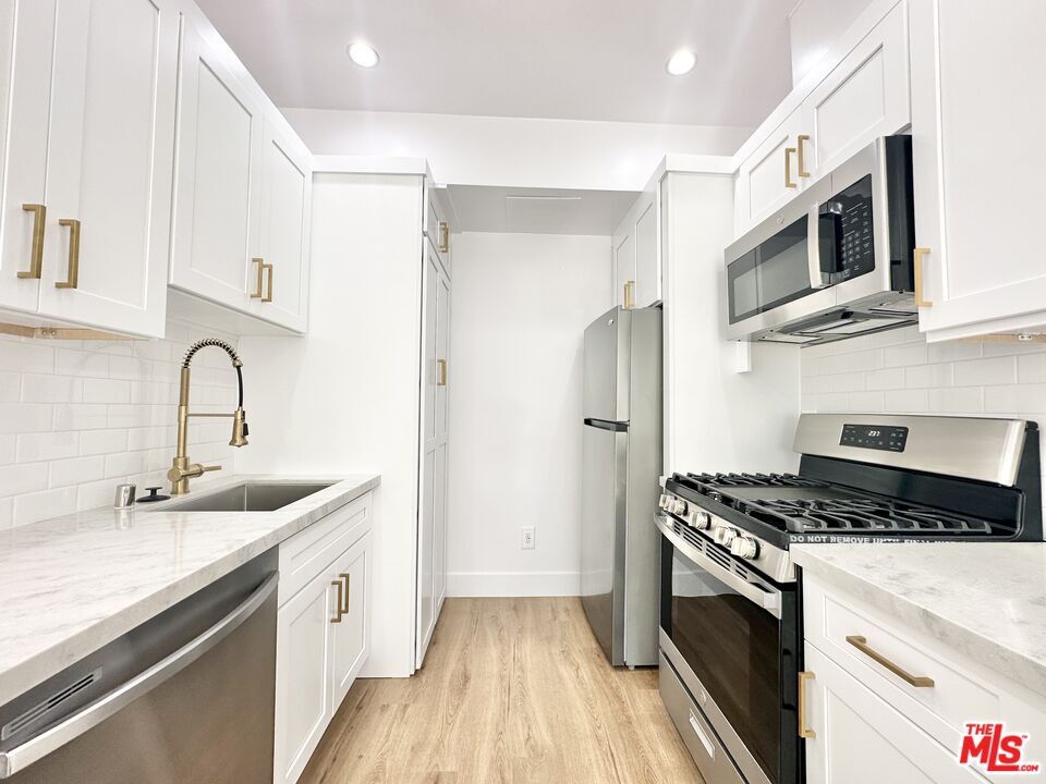 Foto principal - 3017 London St