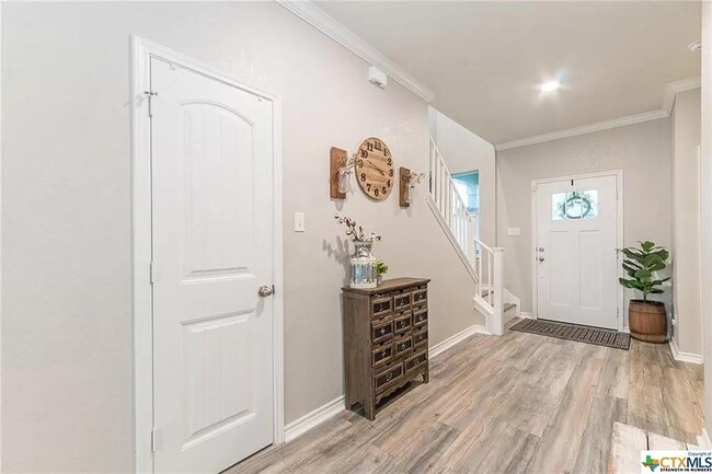 Building Photo - 2076 Brandywine Dr