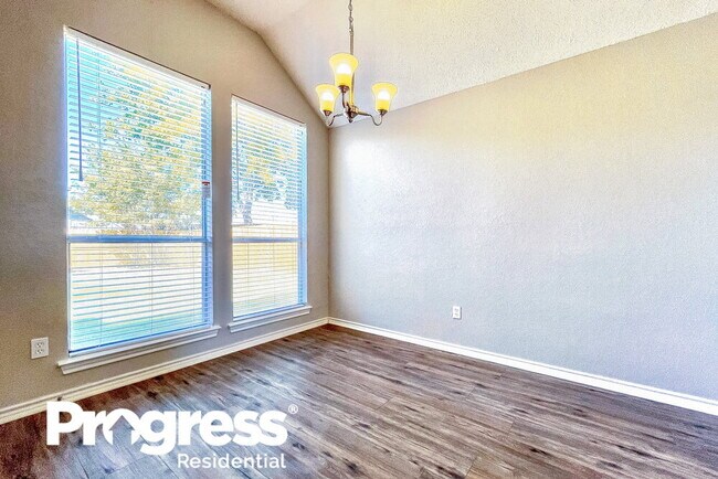 Building Photo - 7813 Munich Dr