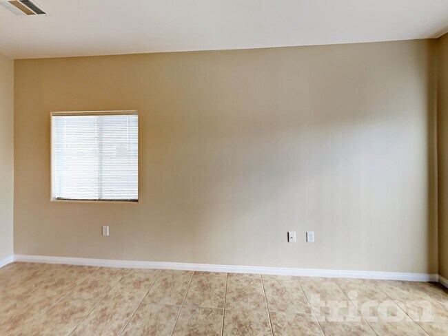 Foto del edificio - 1411 Orange Jubilee Rd