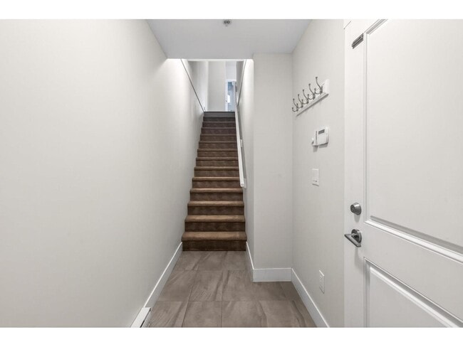 Building Photo - 20860-20876 76 Ave