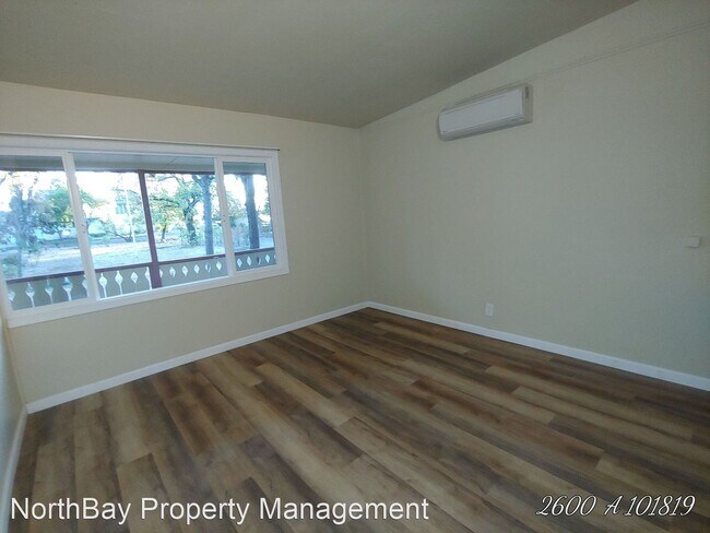 Building Photo - 2 br, 1 bath House - 2600 Lakeshore Blvd #A