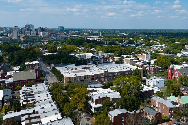 Foto aérea - Nolde Bakery Condominiums