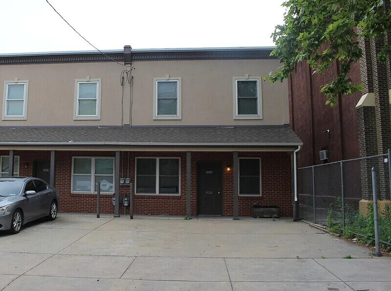 Building Photo - 3526 N 16th St