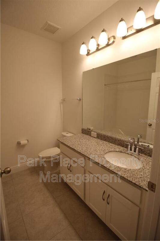 Building Photo - 1347 Merrydale Wy
