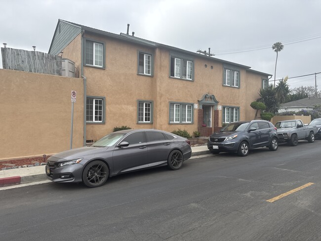 Building Photo - 10934 Charnock Rd