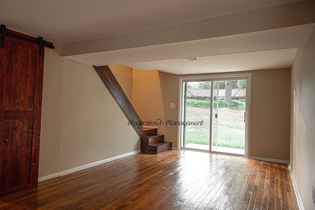 Building Photo - 3 BR Single Family Home In Country Setting