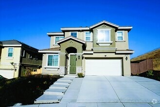 Building Photo - 31 Cortina Ct