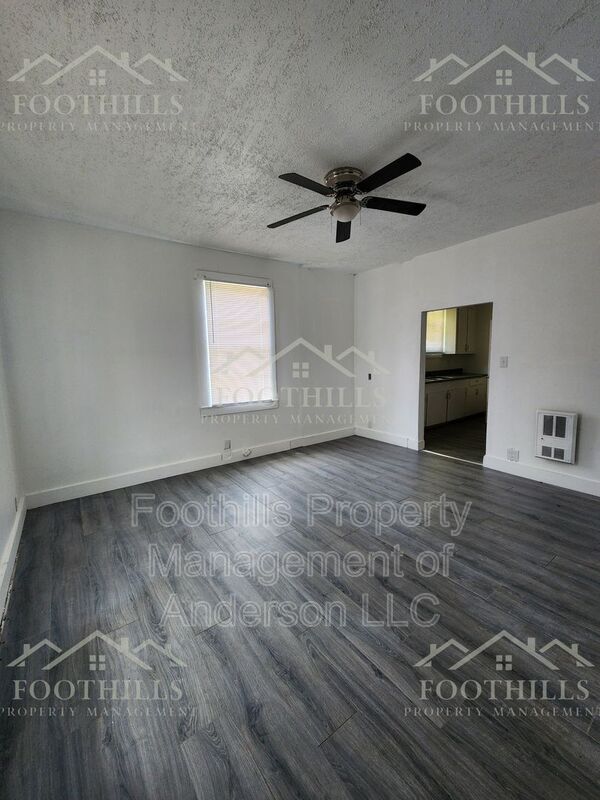 Building Photo - 221 L St