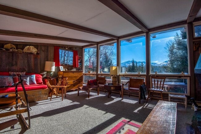 Building Photo - 36 Hoffmans