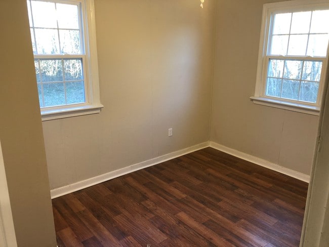 Building Photo - 127 Virginia Ave