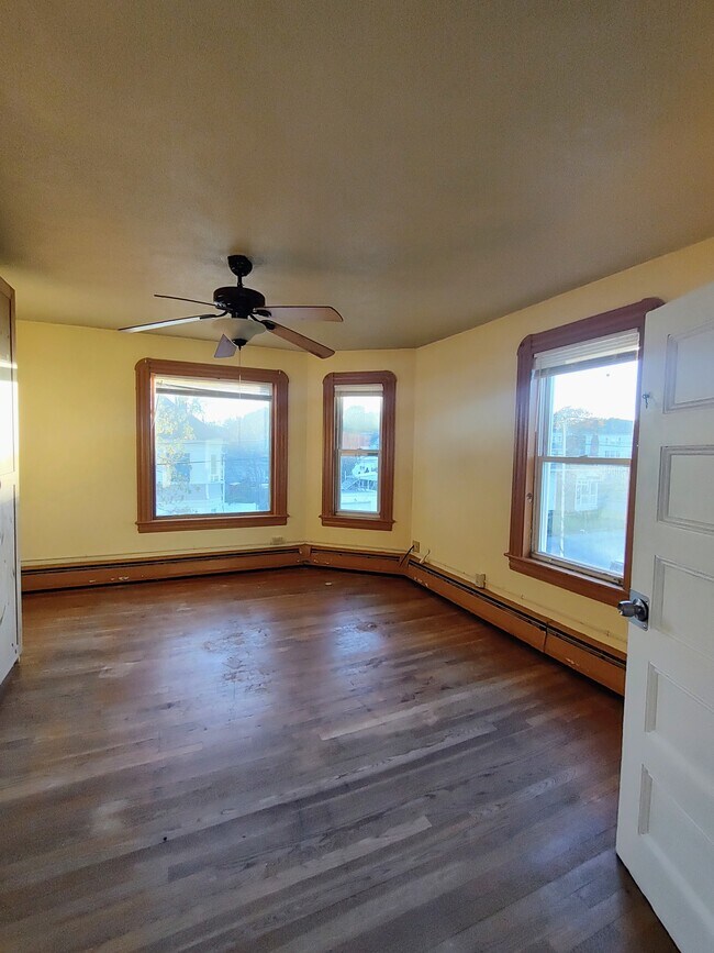 Foto del edificio - 6 Closson Ct