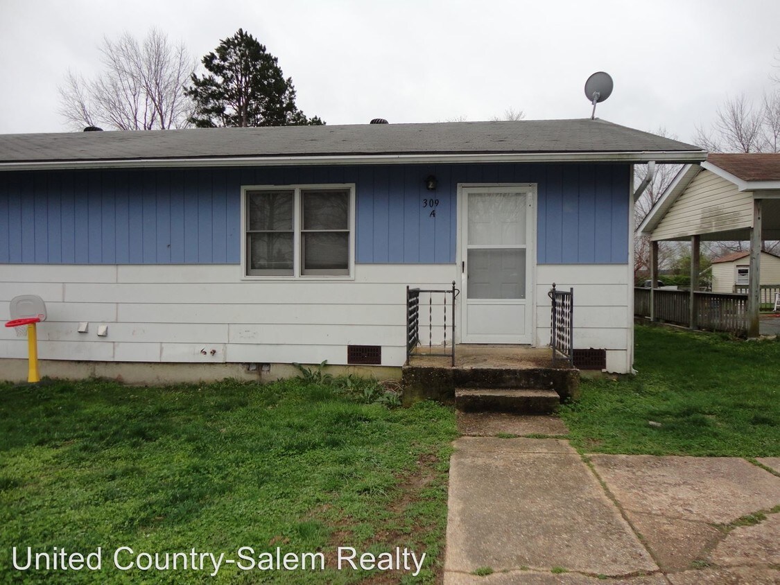 Foto principal - 309-311 E Bryan St