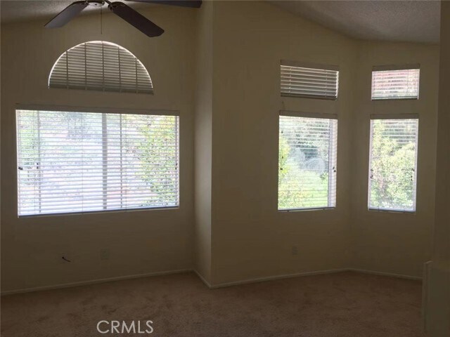 Building Photo - 3232 Cambridge Dr