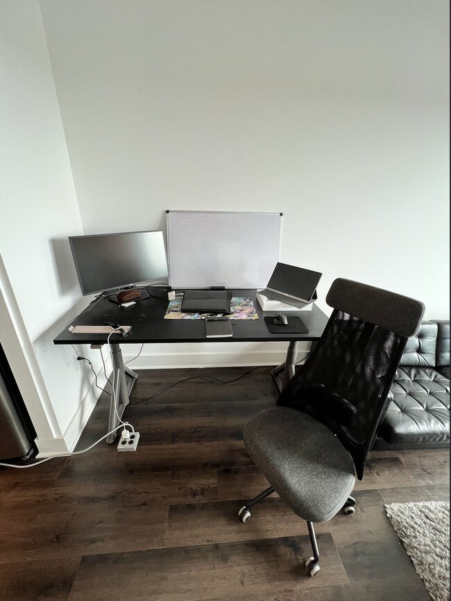 Rising desk work station - 1812 Peachtree St NW