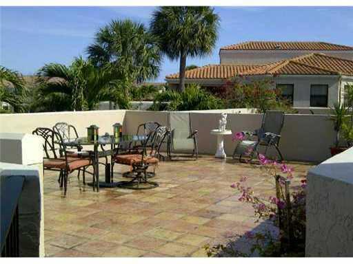 Foto del edificio - 6654 Villa Sonrisa Dr