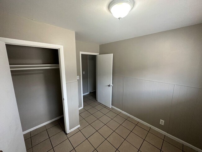 Foto del edificio - 4759 - 4761 N 46th Street - Duplex