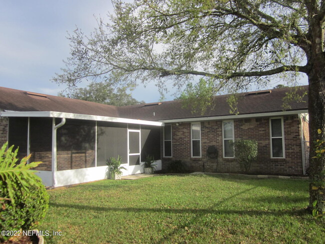Building Photo - 14525 Cedar Island Rd N