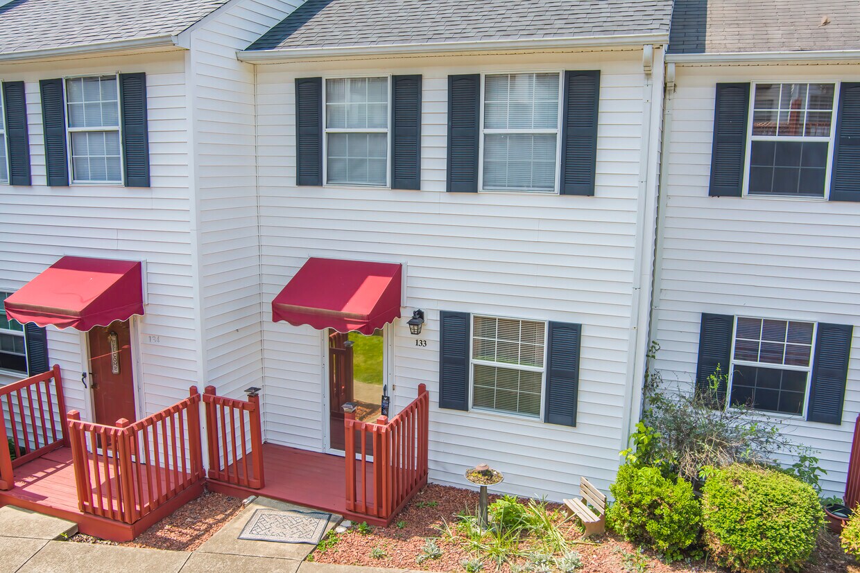 2931 Broad St Unit 133, Bristol, TN 37620 Condo for Rent in Bristol, TN