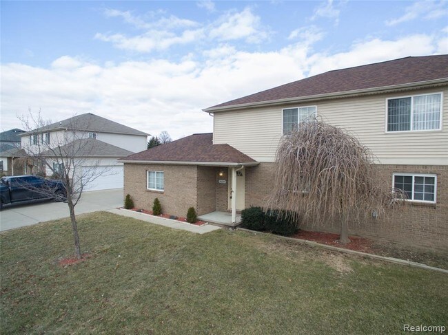Building Photo - 44230 Delco Blvd